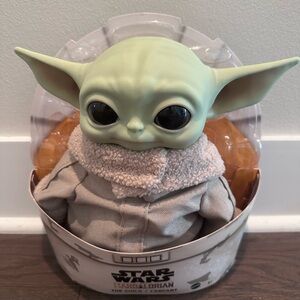 NEW The Child Baby Yoda‎ Mandalorian Plush